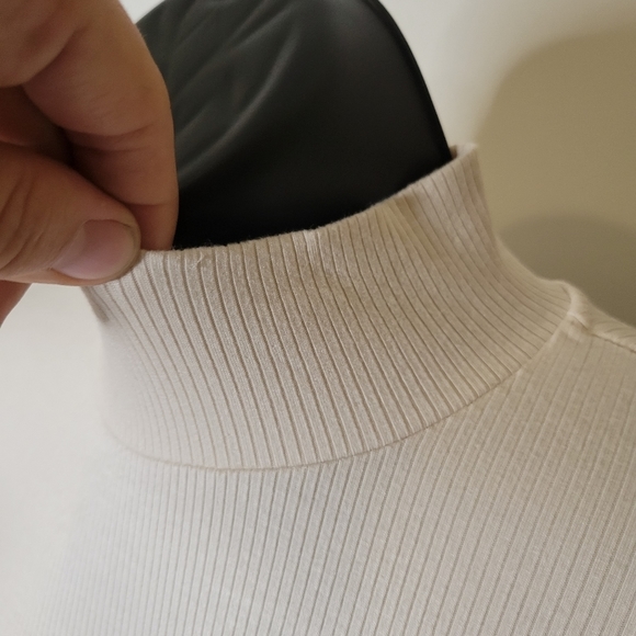 Vince Womens Ribbed Long Sleeve Mock Neck Sweater -Size (L)- Excellent Condition - Picture 4 of 9